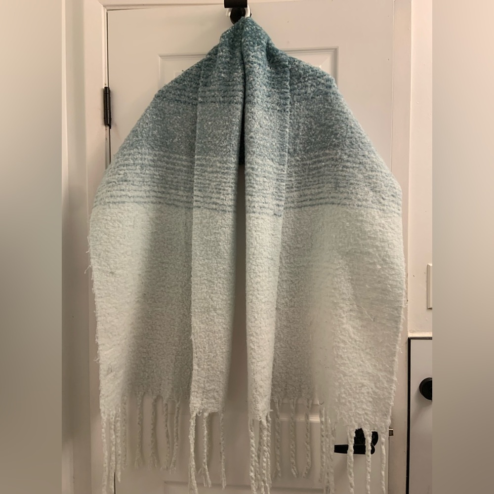Elegant Blue and White Women's Scarf